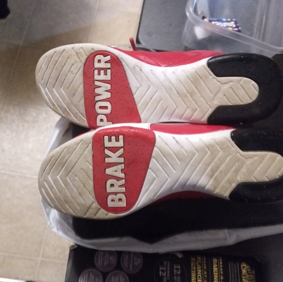 Puma/Ferrari Racing shoes. Size 9 - Picture 4 of 5